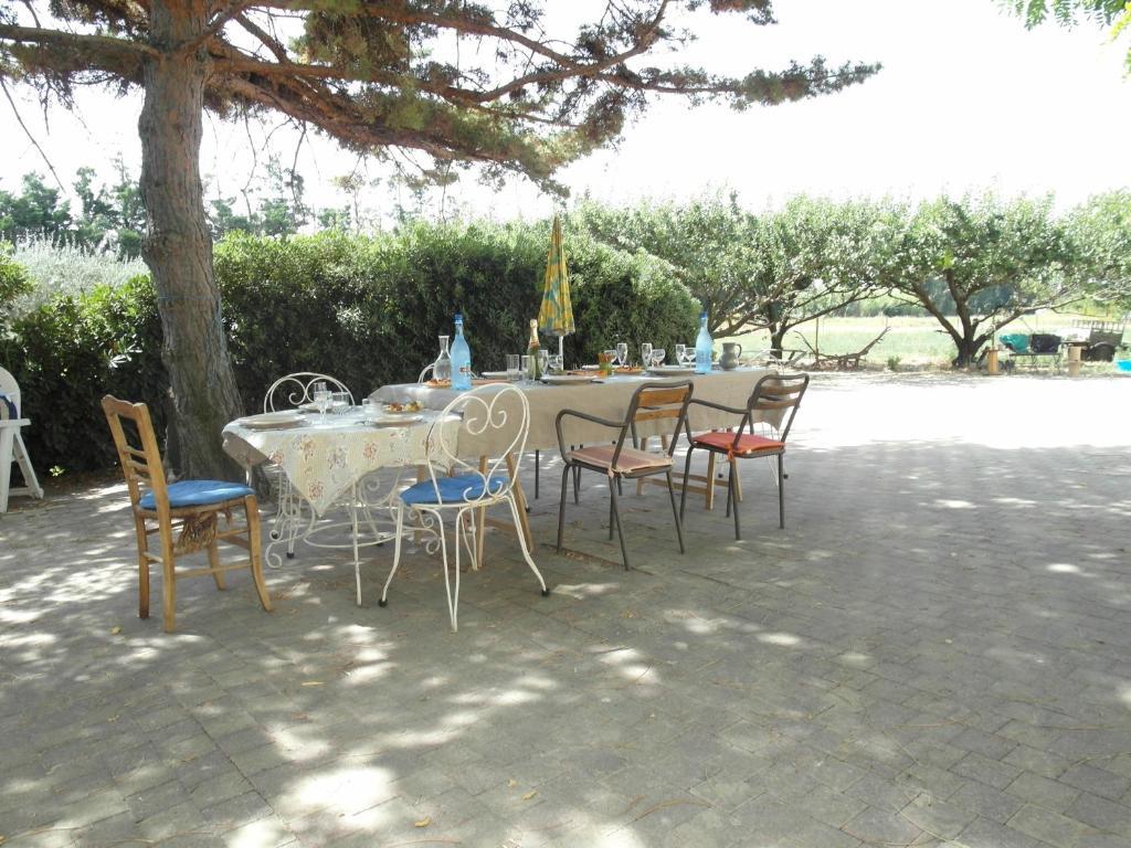 Bed and Breakfast Mas Moineau Mézoargues Exterior foto